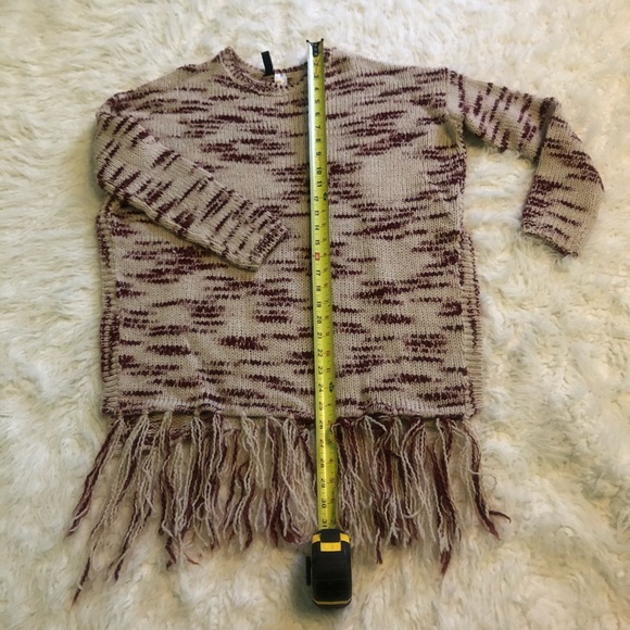 H&M Sweater - Picture 4 of 10